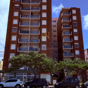 VENTA DEPARTAMENTO 2 AMBIENTES -AV. COSTANERA ESQ. AV. LIBERTADOR-MAR DE AJO